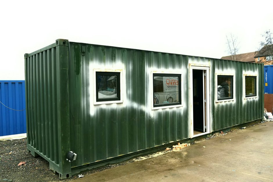 SWNS_HOMELESS_CONTAINER_001.jpg