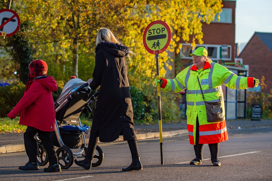 SWNS_LOLLIPOP_LADY_12.jpg