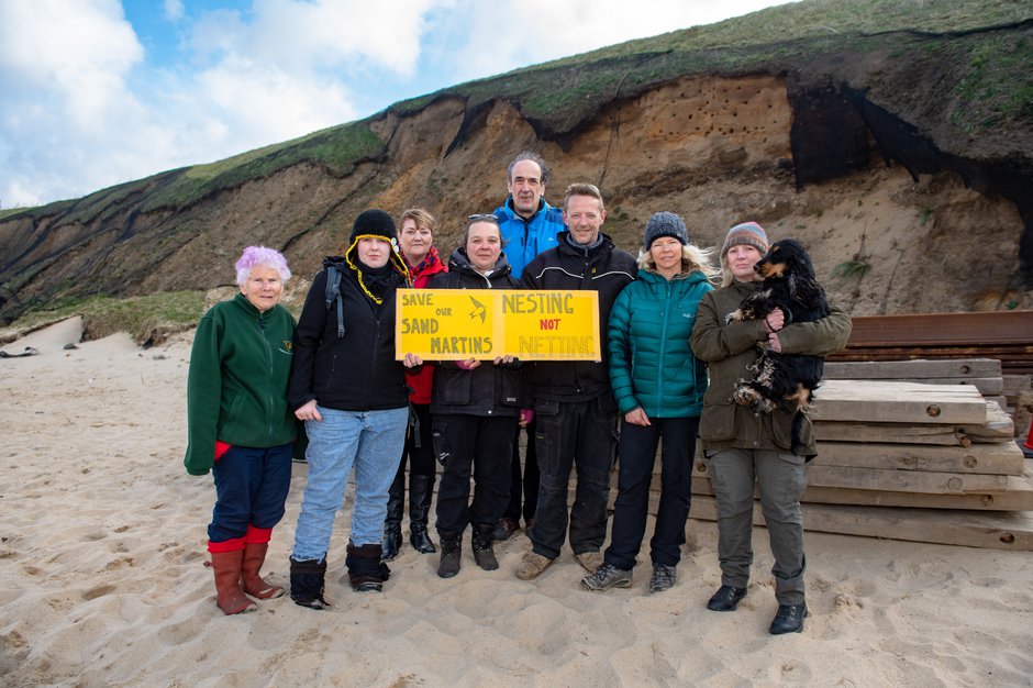 SWNS_SANDMARTINS_NESTING_017.jpg