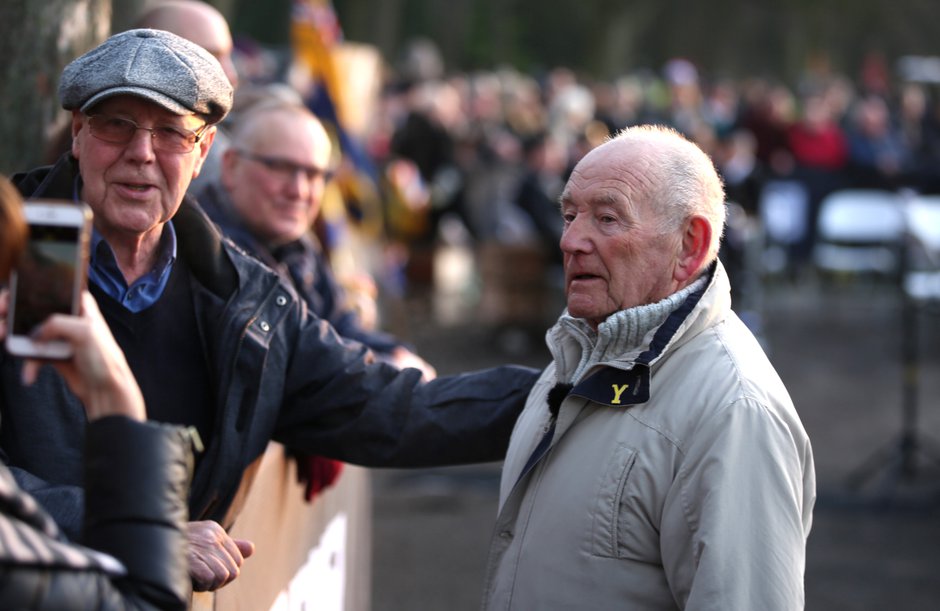 SWNS_SHEFFIELD_FLYPAST_02.jpg