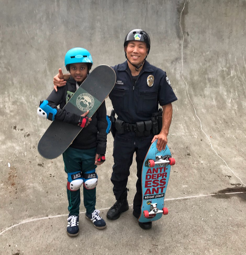 SWNS_SKATING_COP_01.jpg